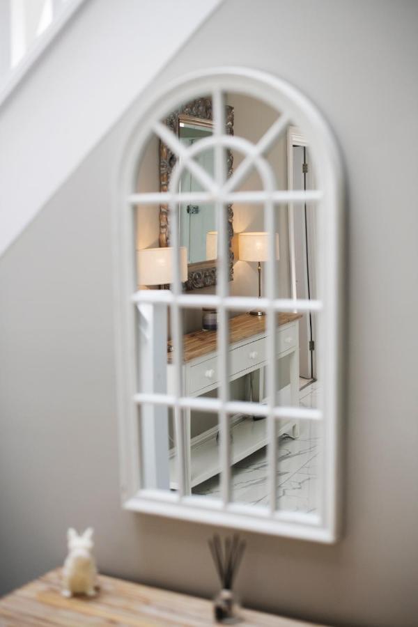 Large Country House - Hot Tub - Pool Table - Bbq - 5 Bedrooms - Log Burner Three Legged Cross Buitenkant foto