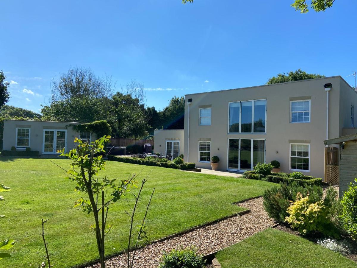 Large Country House - Hot Tub - Pool Table - Bbq - 5 Bedrooms - Log Burner Three Legged Cross Buitenkant foto